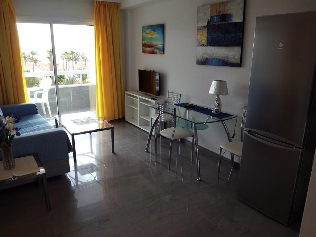 פלאייה דל אינגלז Apartamentos Los Aguacates מראה חיצוני תמונה
