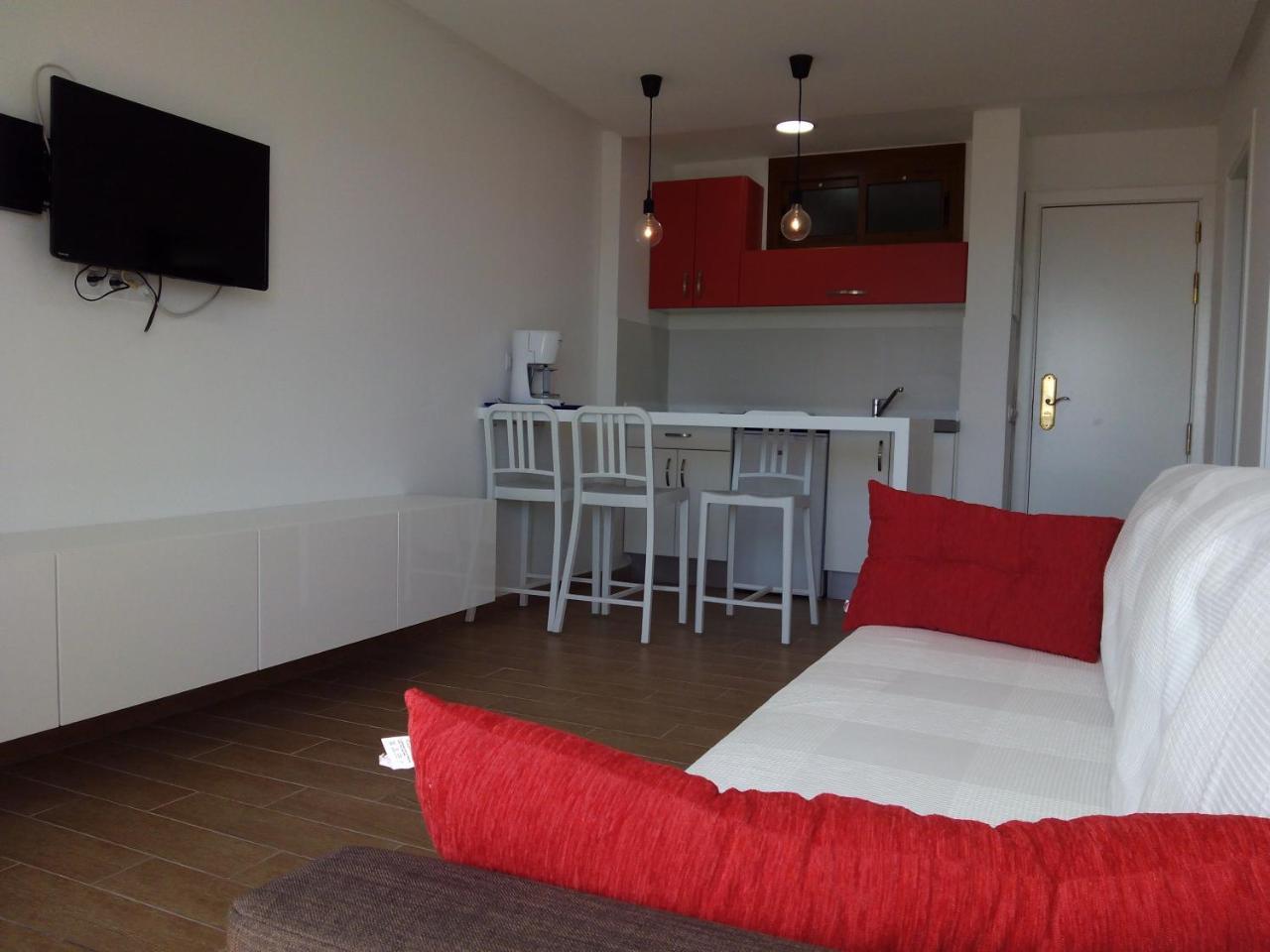 פלאייה דל אינגלז Apartamentos Los Aguacates מראה חיצוני תמונה